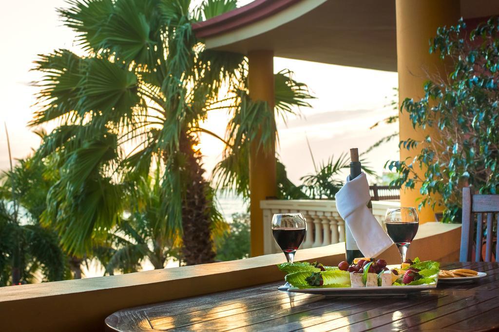 Hotel Aruba Surfside Marina à Oranjestad Extérieur photo